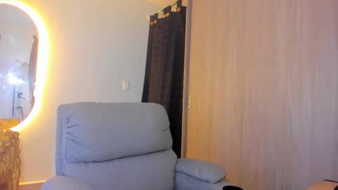 kendel_dimitri online show from 02/17/25, 05:04