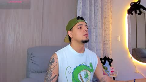 Snapshot of kendel_dimitri chatting on 10/17/25, 03:10 kendel_dimitri online show from 10/17/25, 03:10