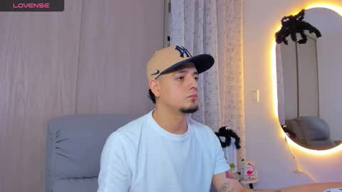 Snapshot of kendel_dimitri chatting on 11/03/25, 04:58 kendel_dimitri online show from 11/03/25, 04:58