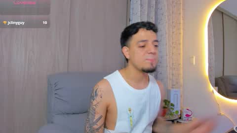 Snapshot of kendel_dimitri chatting on 11/11/25, 06:35 kendel_dimitri online show from 11/11/25, 06:35