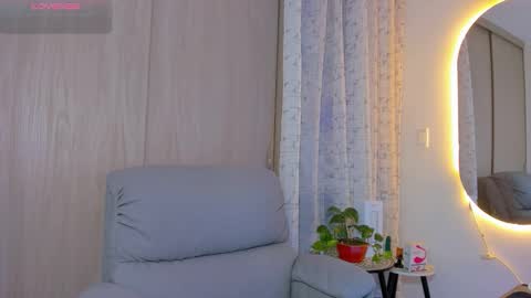 Snapshot of kendel_dimitri chatting on 11/12/25, 06:03 kendel_dimitri online show from 11/12/25, 06:03