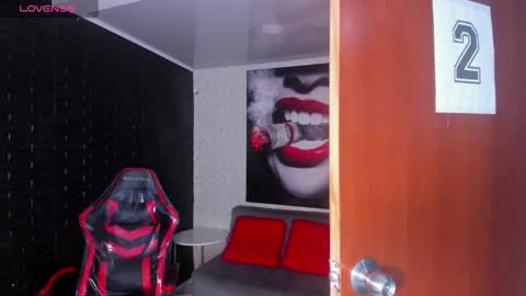 Snapshot of kender21_ chatting on 12/22/24, 04:50 Kender online show from 12/22/24, 04:50