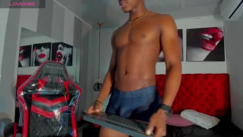 Snapshot of kender21_ chatting on 02/23/25, 12:48 Kender online show from 02/23/25, 12:48