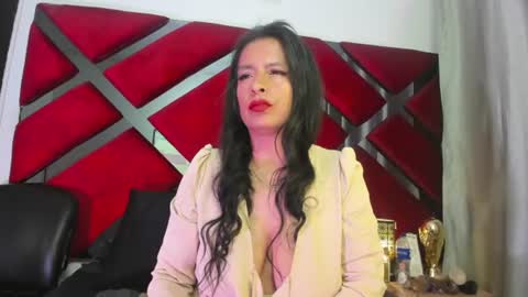 Kendra online show from 06/23/26, 01:58