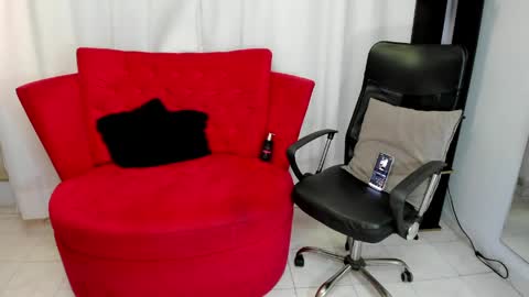 Snapshot of kendra_hot chatting on 06/09/26, 10:21 Kendra Hot online show from 06/09/26, 10:21