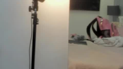 Kendra London online show from 11/08/25, 11:10