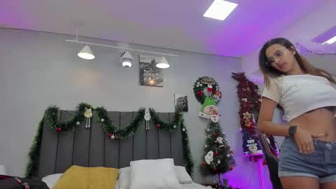 Kendra London online show from 12/14/25, 11:15