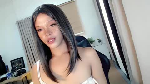 kendra_lunaxx online show from 02/23/26, 11:46