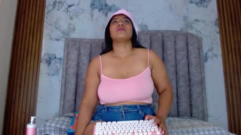 Mamasita online show from 03/11/25, 08:09