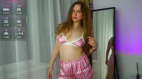 Kira online show from 10/10/25, 06:51