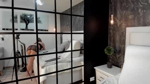 KENDRA online show from 03/12/25, 02:41