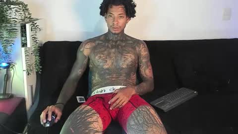 Snapshot of kendrik_brown chatting on 11/03/25, 12:13 kendrick brown online show from 11/03/25, 12:13