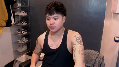 Snapshot of kenhotline911 chatting on 01/04/25, 01:53 ken online show from 01/04/25, 01:53