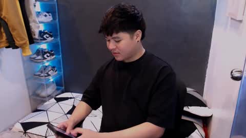 Snapshot of kenhotline911 chatting on 01/12/25, 06:05 ken online show from 01/12/25, 06:05