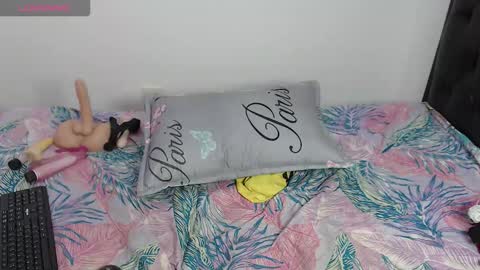 Snapshot of kenia_browm chatting on 11/27/25, 11:23 kenia_browm online show from 11/27/25, 11:23