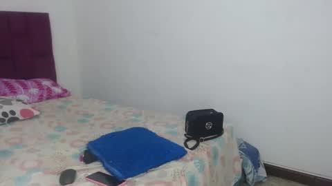 kenia_nihiara online show from 06/10/26, 06:01