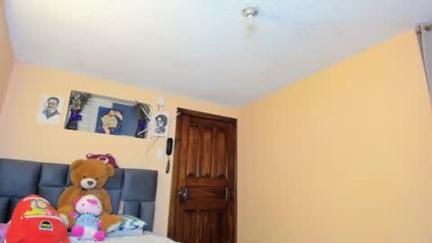 Kenia online show from 07/26/26, 10:05