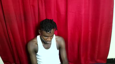 Kenia online show from 11/18/25, 07:57