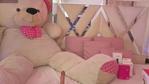 kenndal_tay online show from 04/24/26, 07:27