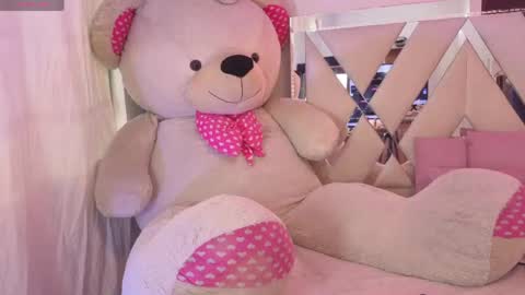 kenndal_tay online show from 05/16/26, 07:56