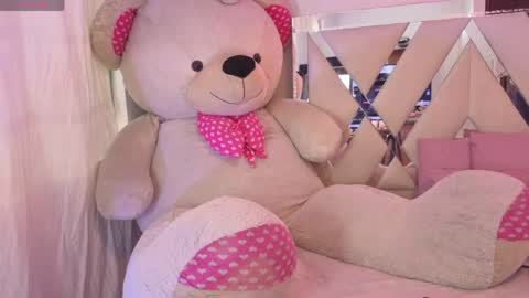 kenndal_tay online show from 05/16/26, 08:18