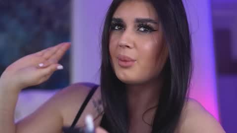 Snapshot of kenndramoon chatting on 11/06/25, 04:08 Kendra online show from 11/06/25, 04:08