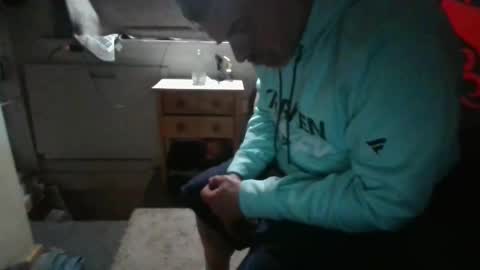 Snapshot of kenneth69h chatting on 12/20/24, 12:16 kenneth69h online show from 12/20/24, 12:16