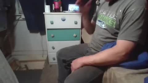 Snapshot of kenneth69h chatting on 09/16/25, 05:52 kenneth69h online show from 09/16/25, 05:52