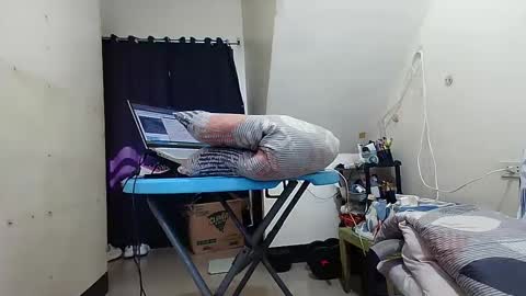Snapshot of kenneyjean33 chatting on 02/01/25, 04:35 jeanny online show from 02/01/25, 04:35