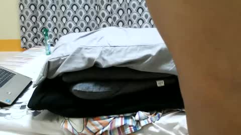 jeanny online show from 10/10/25, 04:22