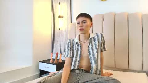 kenny_hank online show from 07/04/26, 03:45