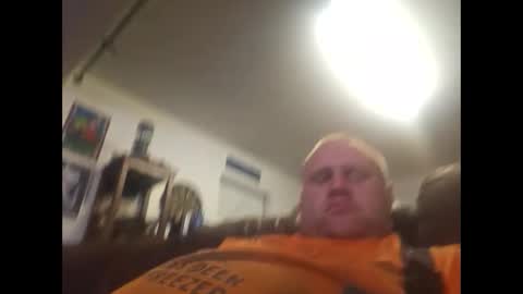 looking 4 free c2c online show from 09/17/25, 03:35