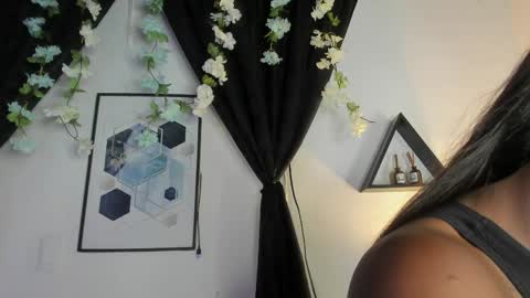 KENTHA  online show from 05/15/26, 10:44