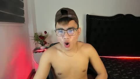 Snapshot of kenthebigcockxx chatting on 10/12/25, 04:55 kenji online show from 10/12/25, 04:55