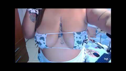 Snapshot of keny_evans_ chatting on 09/27/25, 03:00 Keny Evans online show from 09/27/25, 03:00