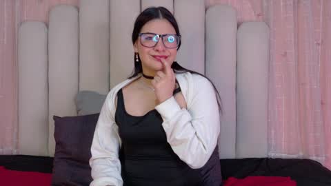 Snapshot of keny_williams chatting on 04/19/26, 03:28 Keny online show from 04/19/26, 03:28