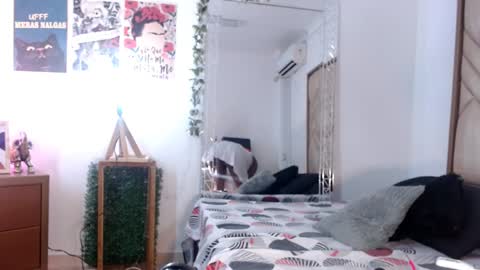 Snapshot of kenya_agux chatting on 12/24/24, 04:40 CHOQUITO online show from 12/24/24, 04:40