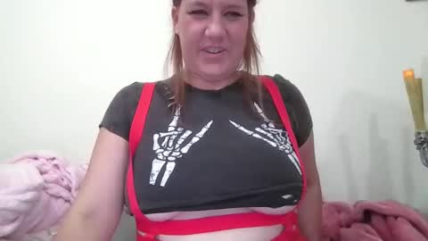 KenzBenz online show from 10/29/25, 05:04