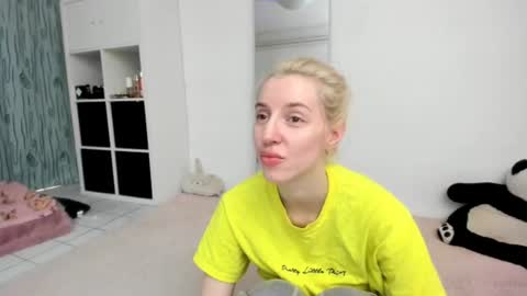Kenzie online show from 06/21/26, 01:46