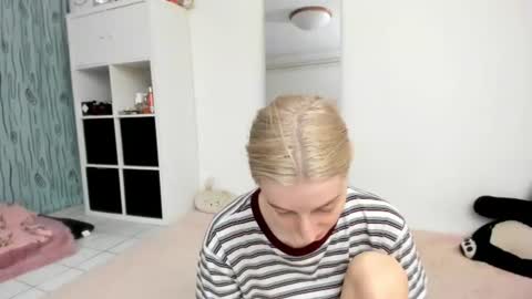 Kenzie online show from 07/12/26, 01:46