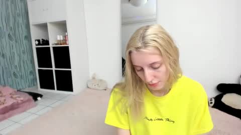 Kenzie online show from 07/19/26, 01:48