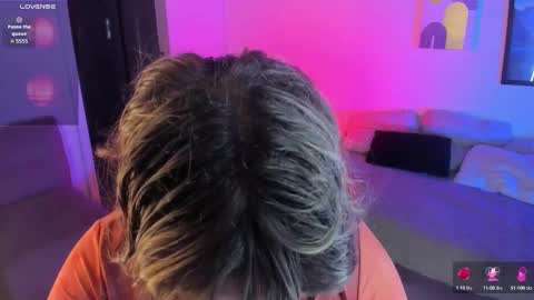 Snapshot of kenziesharik chatting on 09/28/25, 05:13 Kenzie online show from 09/28/25, 05:13