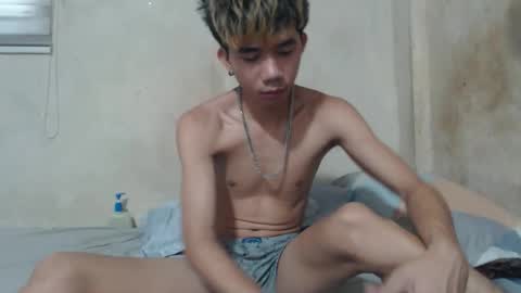 Snapshot of kenzy931455 chatting on 05/09/26, 02:50 kenzy931455 online show from 05/09/26, 02:50
