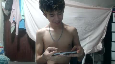 Snapshot of kenzy931455 chatting on 06/08/26, 12:38 kenzy931455 online show from 06/08/26, 12:38