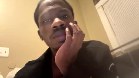 Snapshot of keonuw261682 chatting on 12/15/25, 08:29 keonuw261682 online show from 12/15/25, 08:29