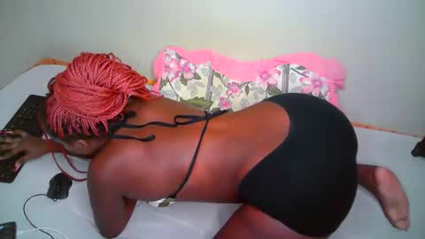 kering_lovly online show from 10/14/25, 09:21