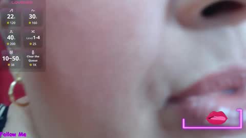 Snapshot of kerly_doll chatting on 10/14/25, 12:50 K E R L Y online show from 10/14/25, 12:50