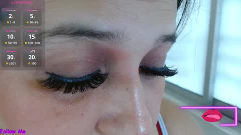 Snapshot of kerly_doll chatting on 11/24/25, 03:45 K E R L Y online show from 11/24/25, 03:45