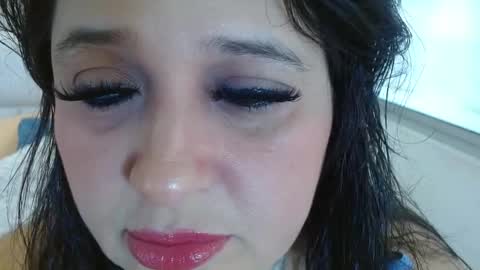 Snapshot of kerly_doll chatting on 12/03/25, 12:47 K E R L Y online show from 12/03/25, 12:47