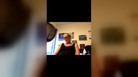 KeroseneAngel online show from 01/18/26, 10:57